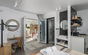 Orama Suites Milos